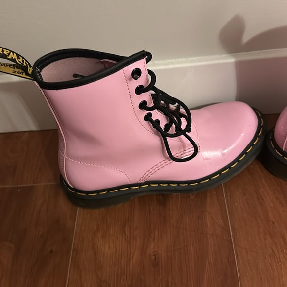Pink Doctor Martens 1460 - Picture 2 of 3